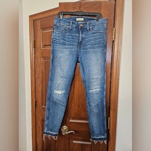 Madewell Distressed 9" High Rise Jeans Size 31
